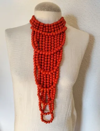 Collar Jirafa Madera Reversible Rojo nuevo