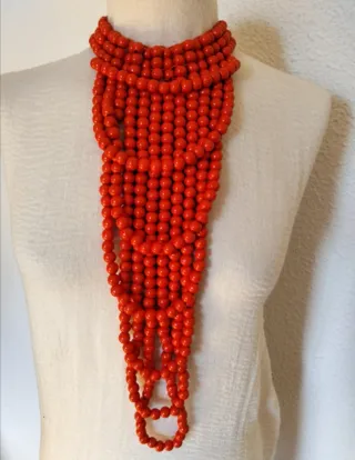 Collar Jirafa Madera Reversible Rojo nuevo