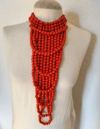 Collar Jirafa Madera Reversible Rojo nuevo