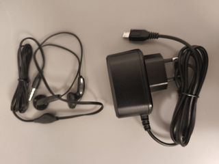 Móvil Wiko F100 Negro