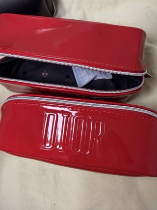Neceser Dior Negro y Rojo con Caja
