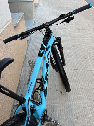 Berria Bravo carbono 29" talla XShorquilla Rock sh