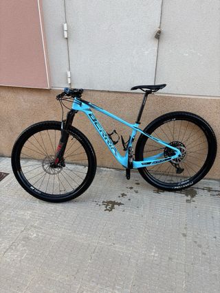 Berria Bravo carbono 29" talla XShorquilla Rock sh