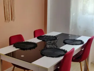Mesa de comedor cristal y madera