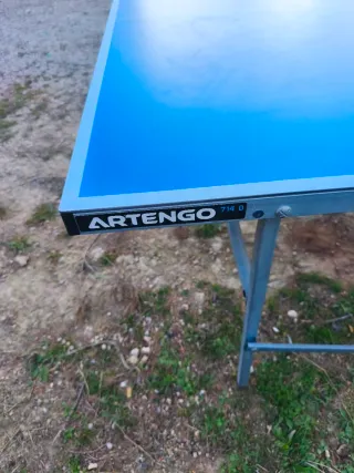 Mesa de ping pong azul