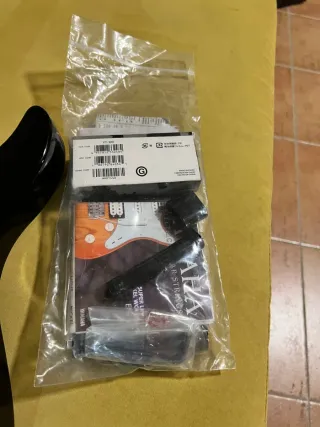 Guitarra Eléctrica Yamaha Tourgear Negra