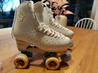 Pattini artistici EDEA Rondo taglia 35