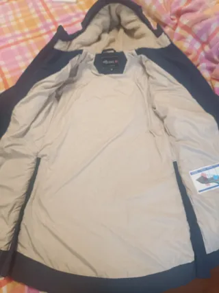 Un abrigo niña talla 164/15 años