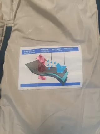 Un abrigo niña talla 164/15 años