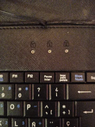 Funda Tablet Negra con Teclado FCZCEOO