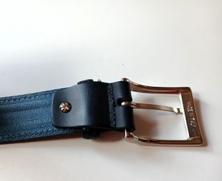 Cinturón de piel azul 110 cm