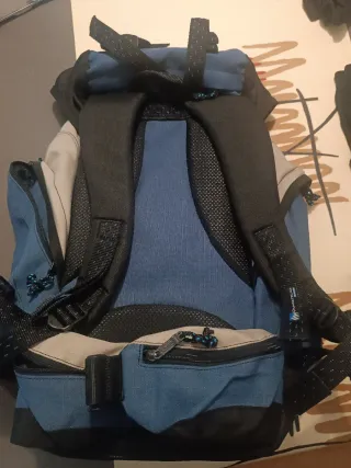 Mochila Quechua 40L Beige/Azul