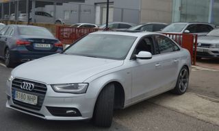 AUDI A4 2.0TDI DPF S line edition 150