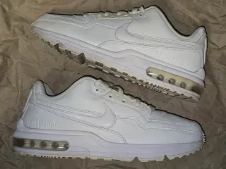 Scarpe Nike air max taglia 43