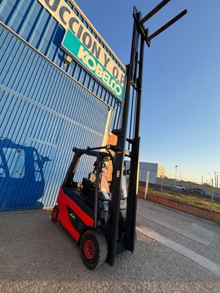 Carretilla Linde eléctrica 2000kg