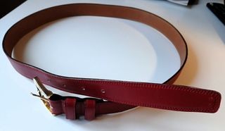 Cinturón Piel Rojo Hebilla Dorada 95cm