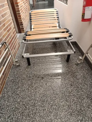 Cama articulada eléctrica