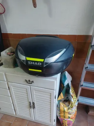 Baúl Moto SHAD SH48 Negro