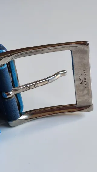 Cinturón trenzado azul de la marca Caramelo