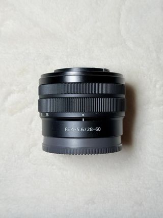 Objetivo Sony FE 28-60mm
