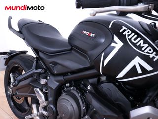 TRIUMPH TRIDENT 660