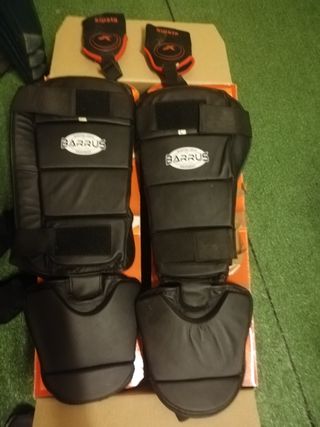 Lotto attrezzatura sportiva palestra e calcio