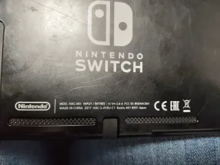 Nintendo Switch Azul/Rojo + Accesorios