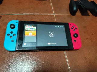 Nintendo Switch Azul/Rojo + Accesorios