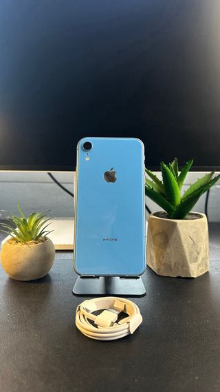 iPhone XR 64GB • 100% Batería • Buen estado