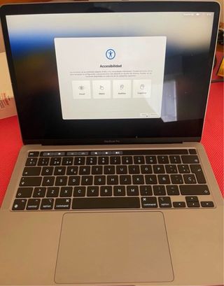 MacBook Pro M2 Plata