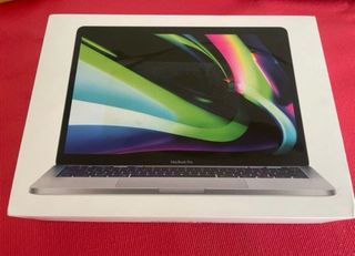 MacBook Pro M2 Plata