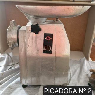 Lote 2 Picadoras de carne Ortega