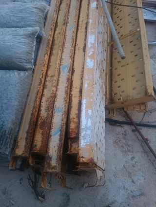 Plataforma de andamio metálico