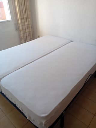 CAMA 150 x 190 CON BUENOS COLCHONES 100 EUROS