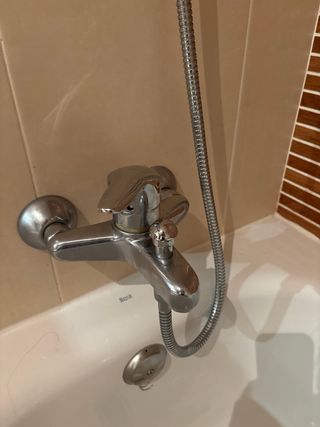 Grifo de ducha con teleducha