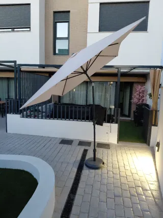 Sombrilla de jardín beige 3x2 metros. REGALO FUNDA