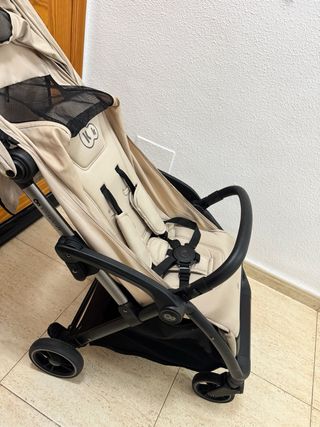 Silla de paseo Kinderkraft seminueva