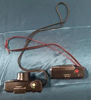 Lotto fotocamere Yashica AF-mini + Yashica Microte