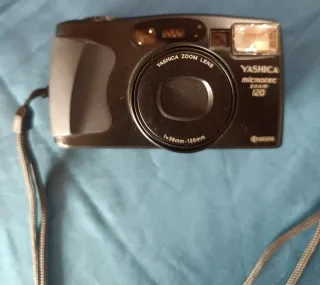 Lotto fotocamere Yashica AF-mini + Yashica Microte