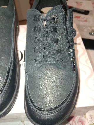 Scarpa Nuova