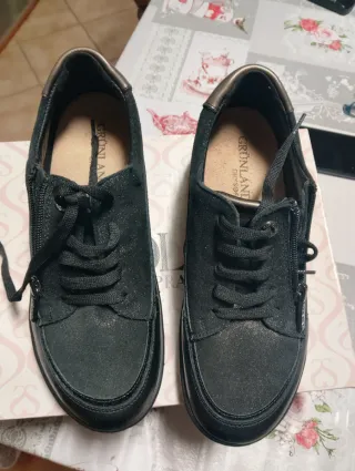 Scarpa Nuova