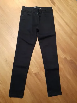 Pantalón negro niño Talla 7/8