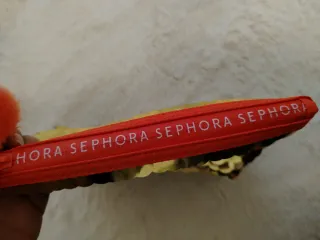 Neceser Sephora Dorado con Pompón Naranja