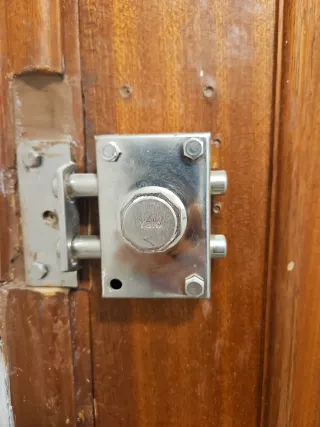 Puerta Entrada Sapelly