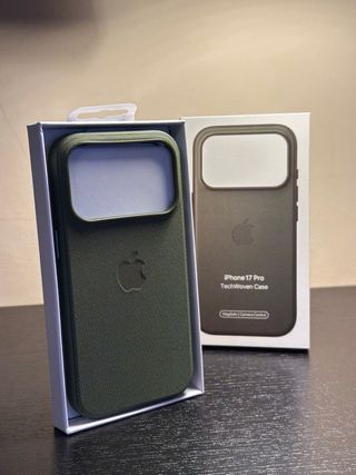 Funda para iPhone 17 Pro TechWoven verde