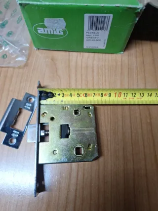 Picaporte Amig Mod. 2100 C/Recto Niquelado