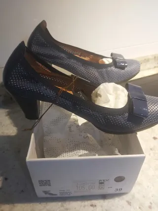 Zapatos tacón hispanitas