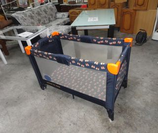 Cuna de viaje Nurse, buen estado