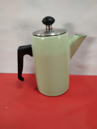 Tetera vintage metal y plástico