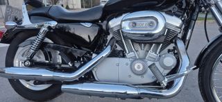 HARLEY-DAVIDSON 883 CUSTOM